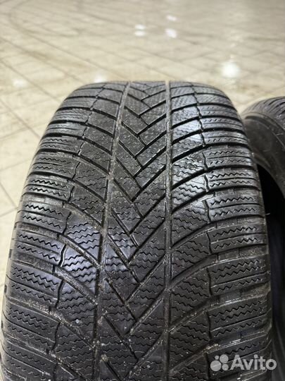 Bridgestone Blizzak LM-005 245/45 R18