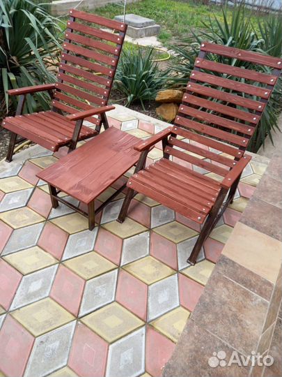 Кресла и столик