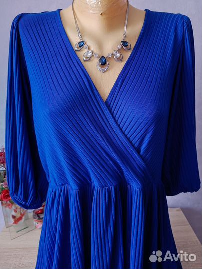 Платье красивое 54р