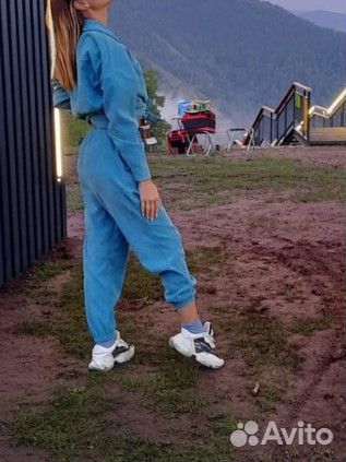 Костюм женский
