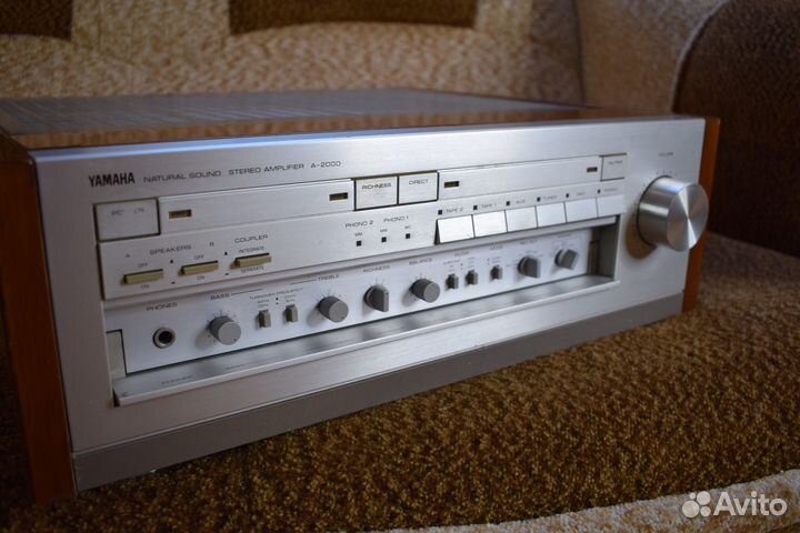Усилитель Yamaha a-2000