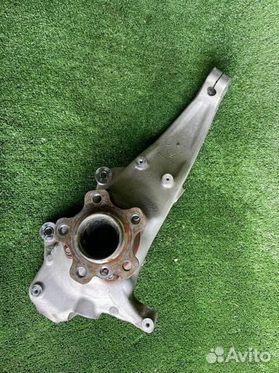 Поворотный кулак Передний BMW G30 G31 G14 G15 G16
