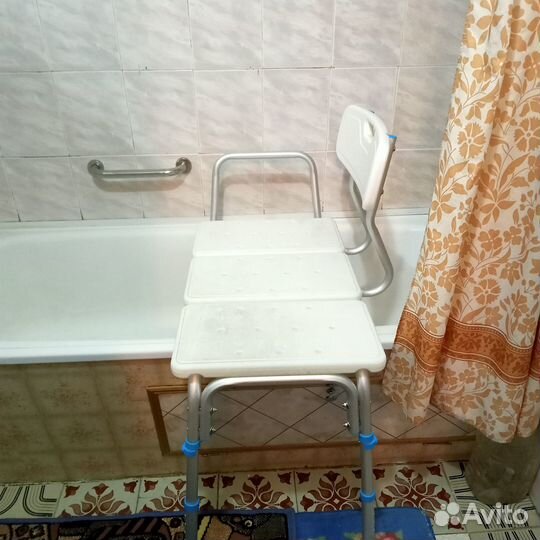 Стулья в ванную для инвалидов и пожилых людей