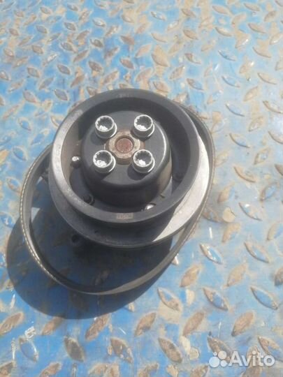 Помпа Volkswagen Tiguan 1,4 150 л.с