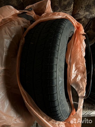 Sunny SN3830 215/60 R16
