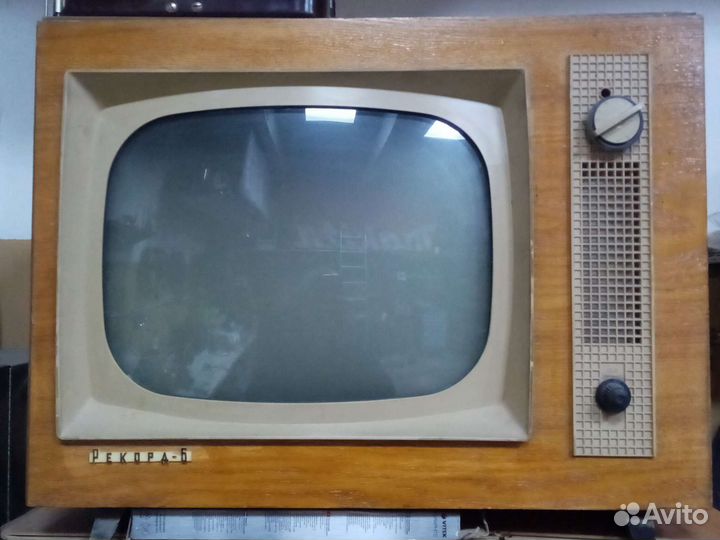 Телевизор,Рекорд -6