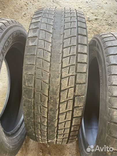 Dunlop Winter Maxx SJ8 235/60 R18