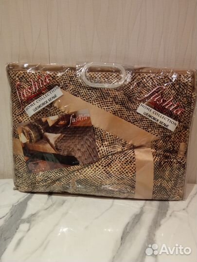 Комплект шелкового постельного белья