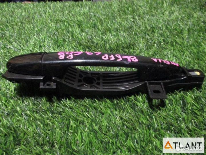 Ручка двери задний правый mazda axela