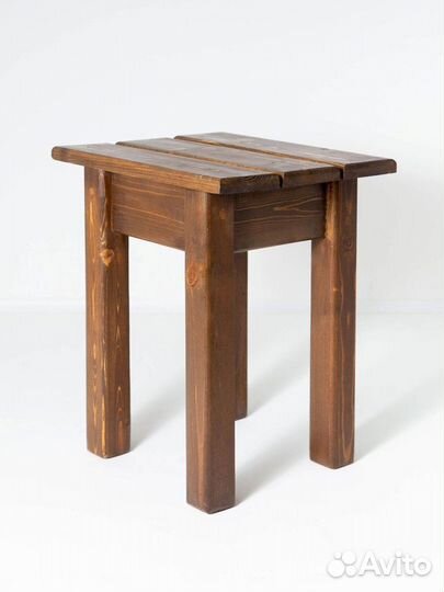 Табурет деревянный