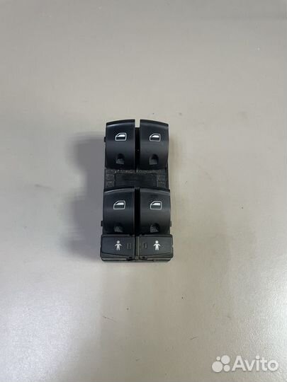 Кнопки стеклоподъемника Ауди А6 С6 Q7 4L