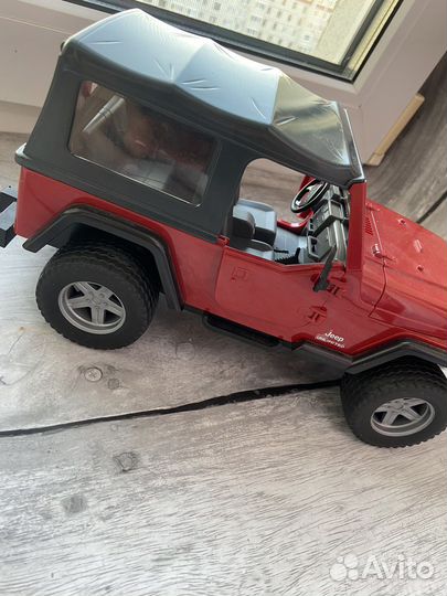 Внедорожник джип bruder
