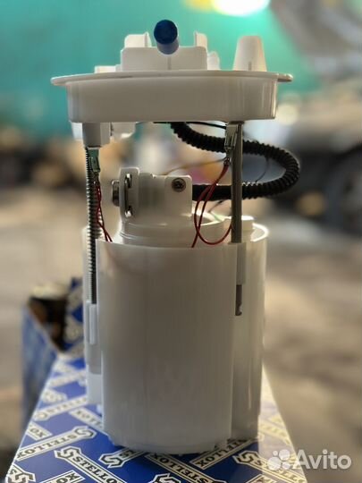 Насос топливный на Форд Фокус 3