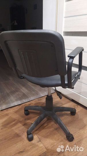 Компьютерное кресло