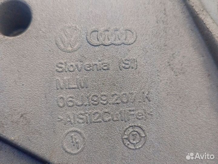 Кронштейн двигателя Audi,VW Skoda 06J199207K