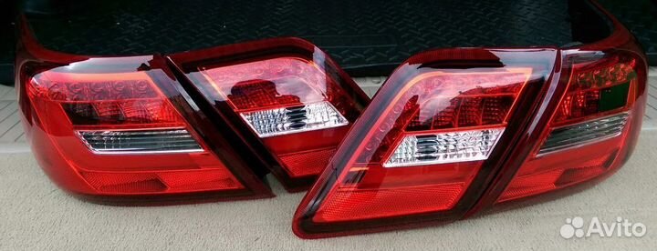 Фонарь задний Тойота Камри Королла Авенсис Рав-4