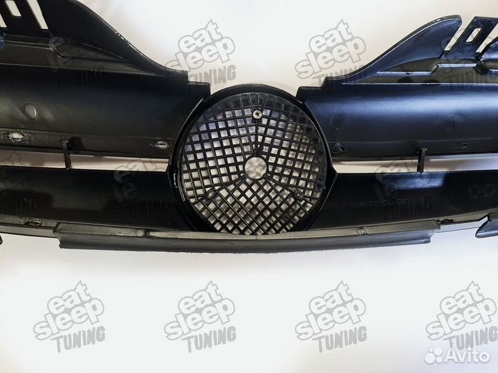 Решетка радиатора Mercedes R170 AMG черная