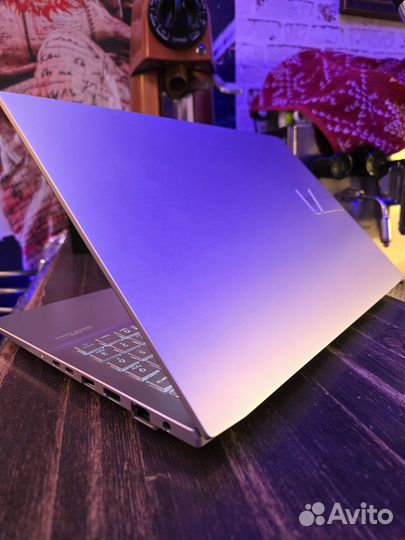 2,5K oled asus (RTX3050/16/512/Core i5)