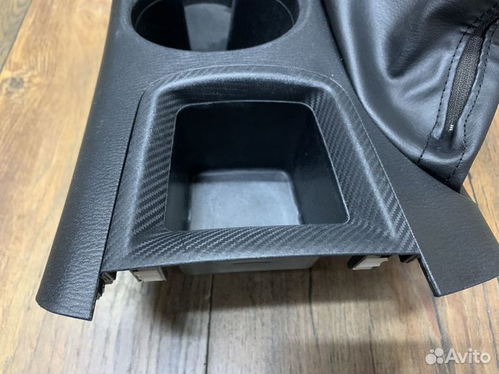 Mazda 3 (BM/BN) Подстаканник