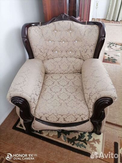 Диван и 2 кресла