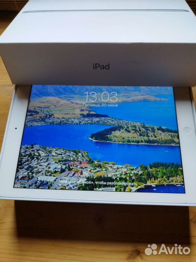 Планшет apple iPad air 64гБ