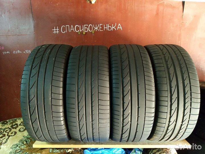 Bridgestone Potenza RE050A 235/45 R17 94W