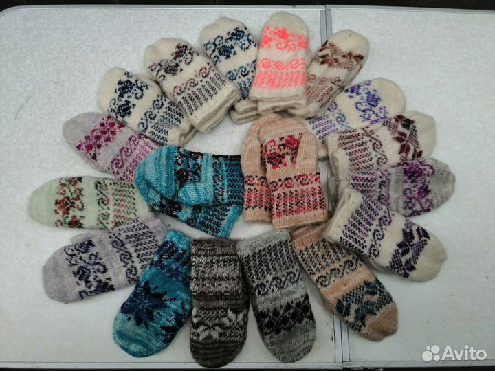 Шерстяные варежки