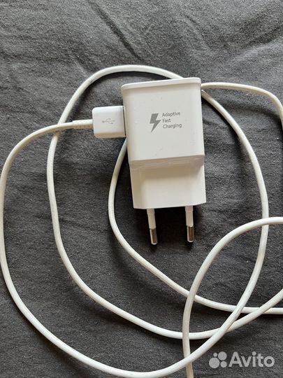 Зарядное устройство беспроводное Samsung EP-P3100