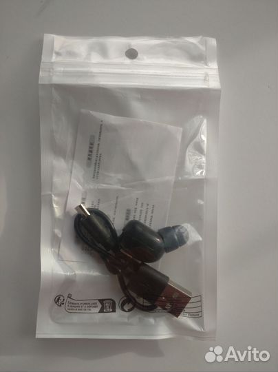 Беспроводной наушник