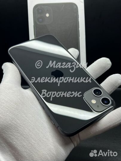 iPhone 11, 64 ГБ