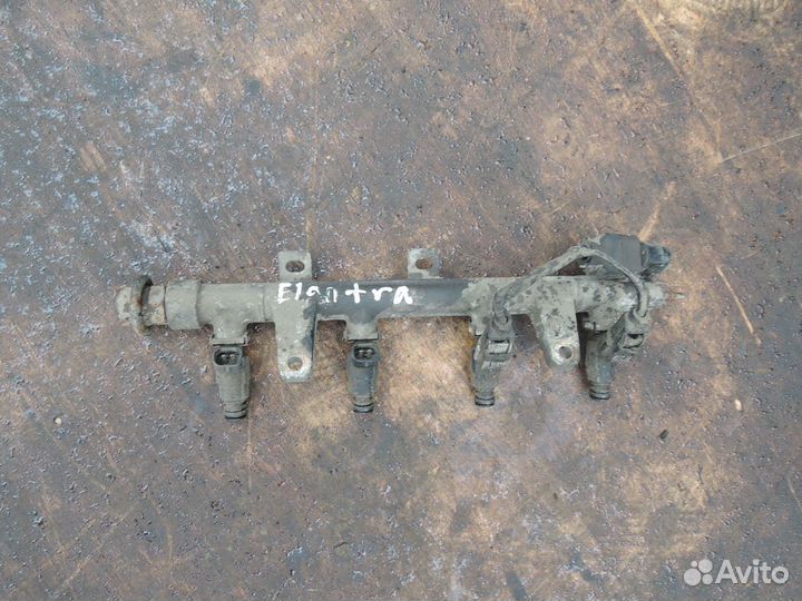 Рампа топливная Hyundai Elantra 2000-2010