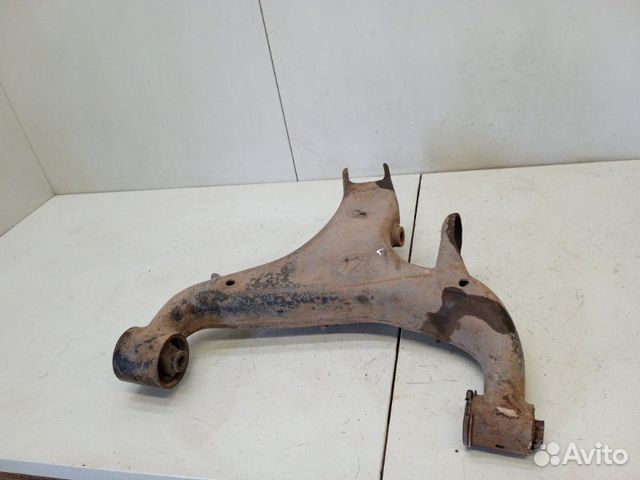 Рычаг задний левый нижний Land Rover Discovery 3