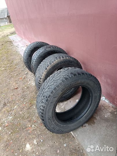 Hankook Winter I'Pike 215/65 R16