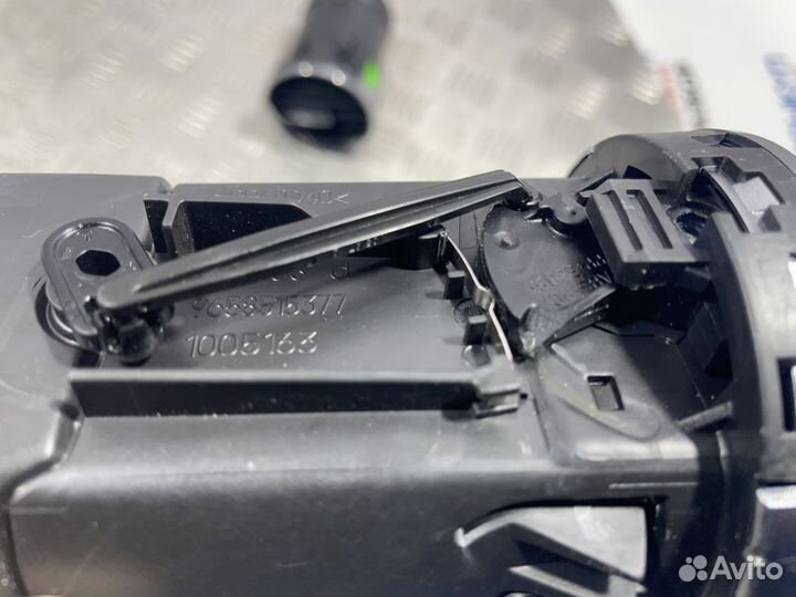 Дефлектор воздушный Peugeot 308 I (2007—2011) T7