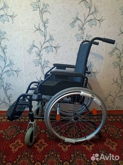 Коляска инвалидная
