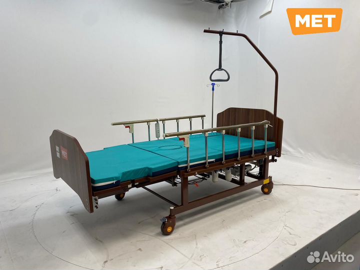 Электрическая медицинская кровать MET Revel L
