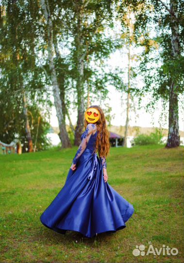 Вечернее платье