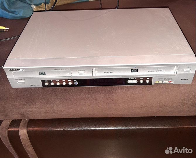 Видеомагнитофон samsung