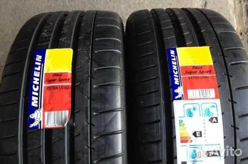 Michelin Pilot Super Sport 305/30 R22