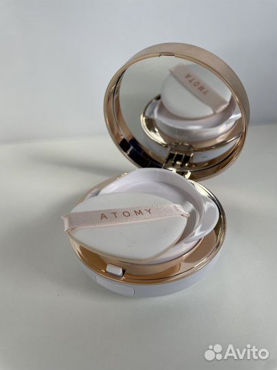 Атоми Кушон с коллагеном 03