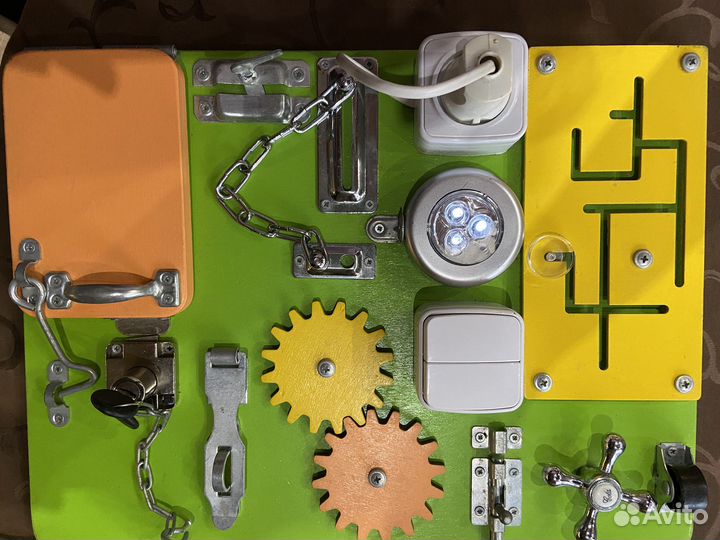 Бизиборд развивающая доска