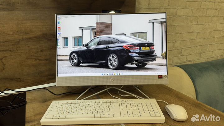 Моноблок HP 24 IPS AMD Athlon 3050U DDR4-8 SSD-256