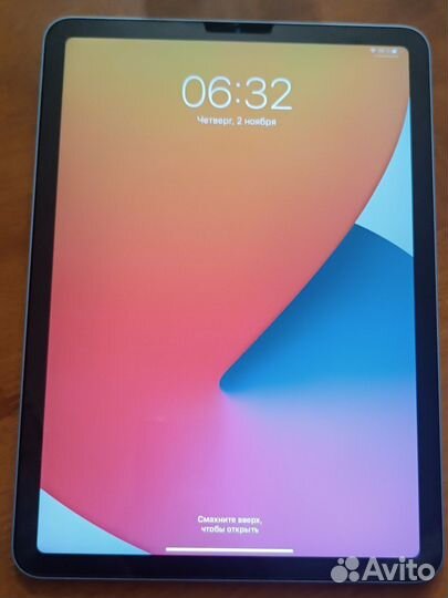 Планшет iPad 10.9 4-е поколение