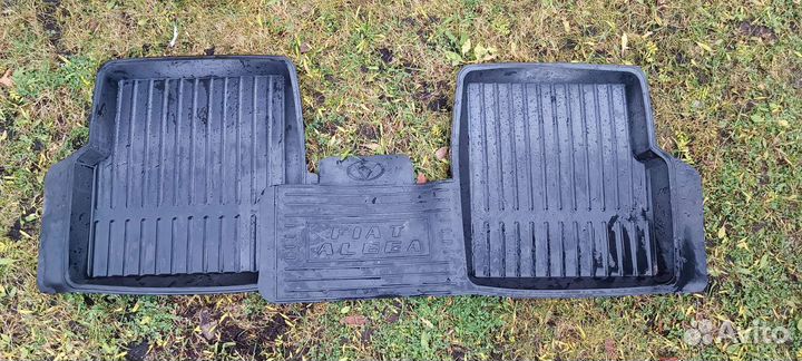 Автомобильные коврики резиновые