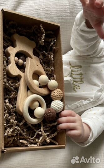 Деревянная погремушка + грызунок