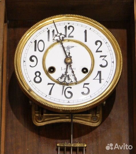 Старинные настенные часы