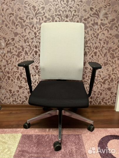 Офисное кресло LD Seating (Чехия)