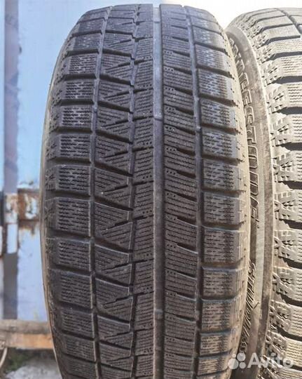 Bridgestone Blizzak Revo GZ 215/60 R17 96Q
