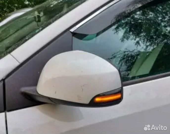 Светодиодные повторители в зеркало для Renault