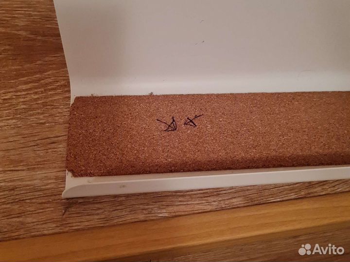 Подставка для конц. изделий, книг. Икеа